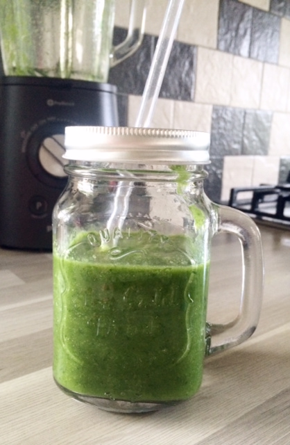 Green Smoothie With Turmeric