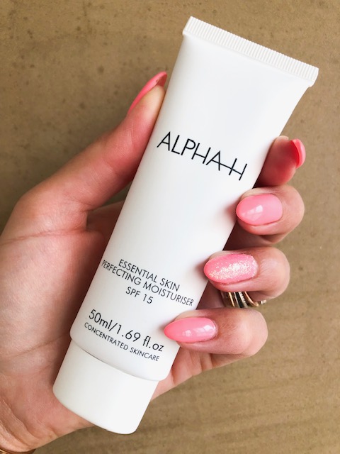 Alpha-H Essential Skin Perfecting Moisturizer SPF 15